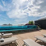 Savoy Insular Ii By An Island Appartement